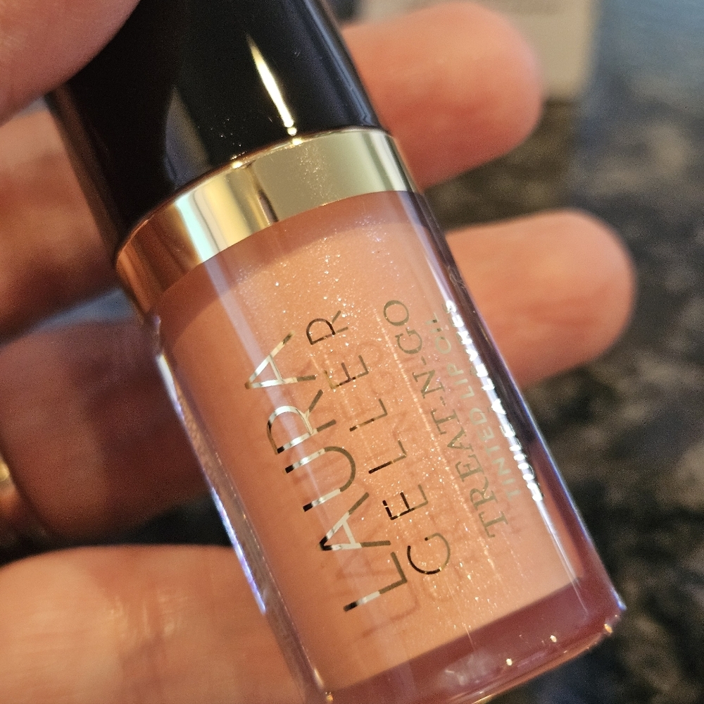 Laura Geller Tinted Lip Oil - Picture 10 of 15